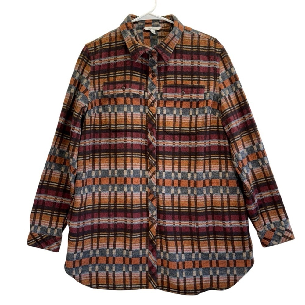 Women’s LL Bean Signature Chamis Button Up Shaket. Size LR